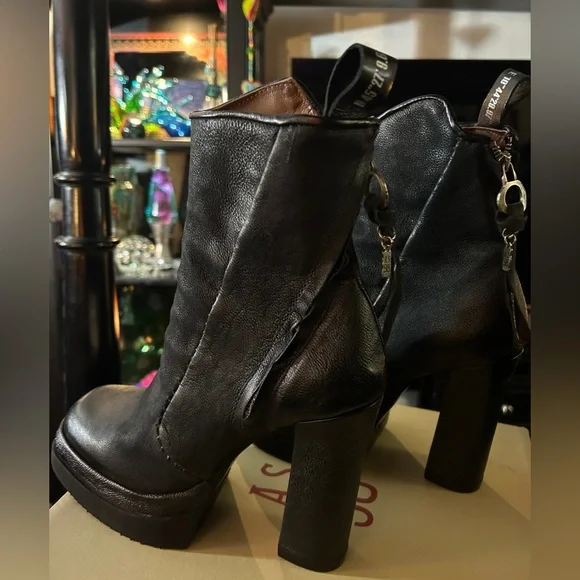 A.S.98 Vale Heeled Boots NIB🖤💋🖤 - Picture 7 of 8